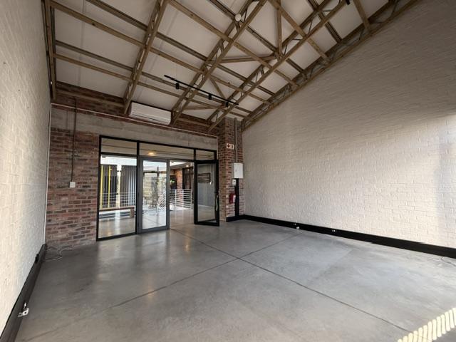 To Let Commercial Property for Rent in Walmer Eastern Cape
